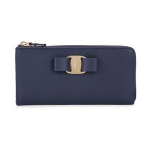 Salvatore Ferragamo Vara leather bow wallet!